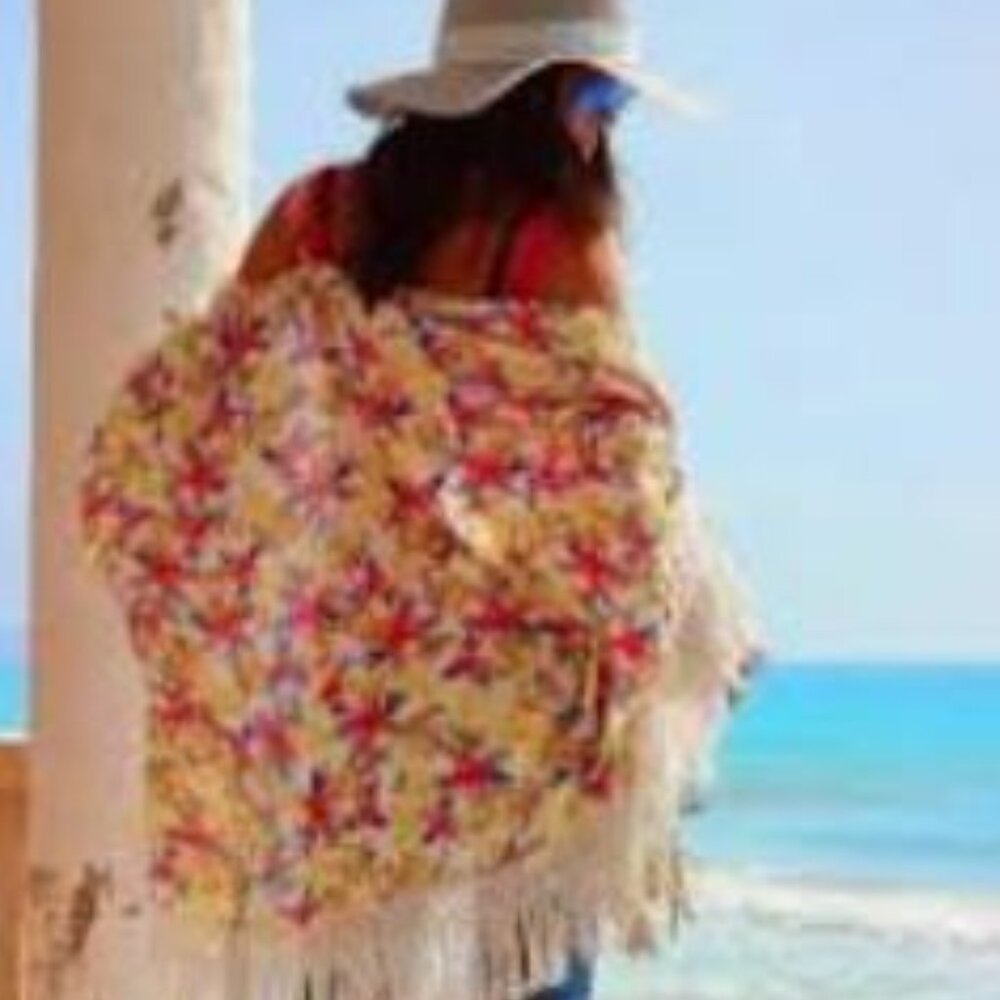 💎NWOT Zara Trafulac Floral Kimono with Cotton Fringe